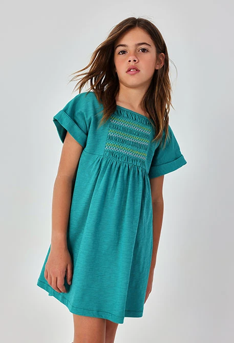 Blaues Strickkleid