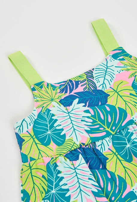  Vestido verde con estampado 