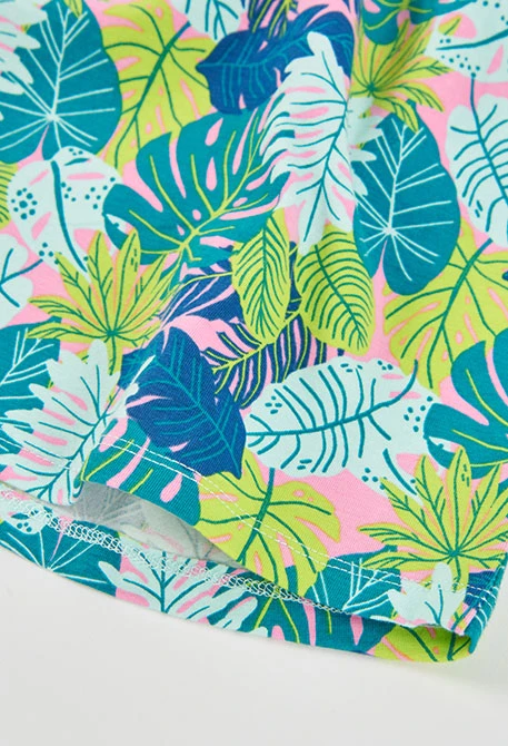  Vestido verde con estampado 