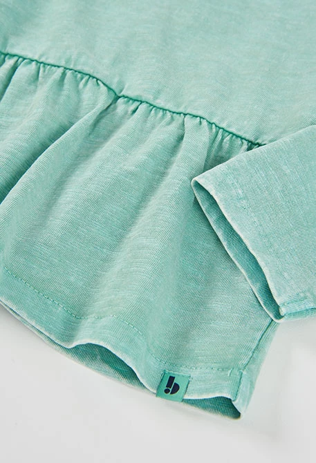 Camiseta punto niña verde con volante