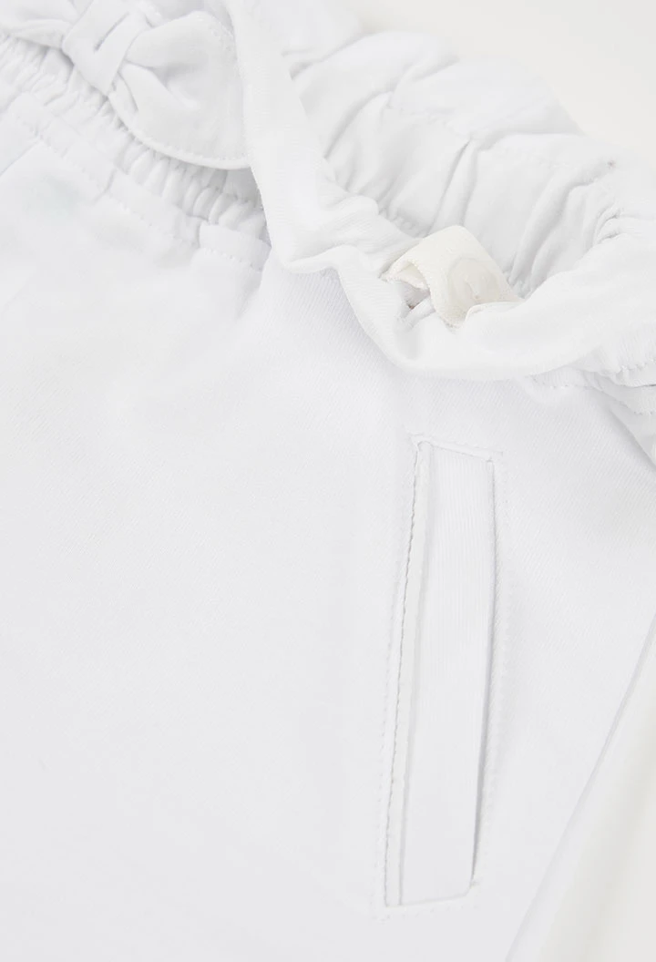 Short de color blanc