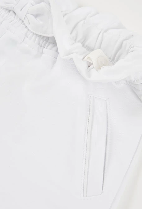 Pantaloncini di colore bianco