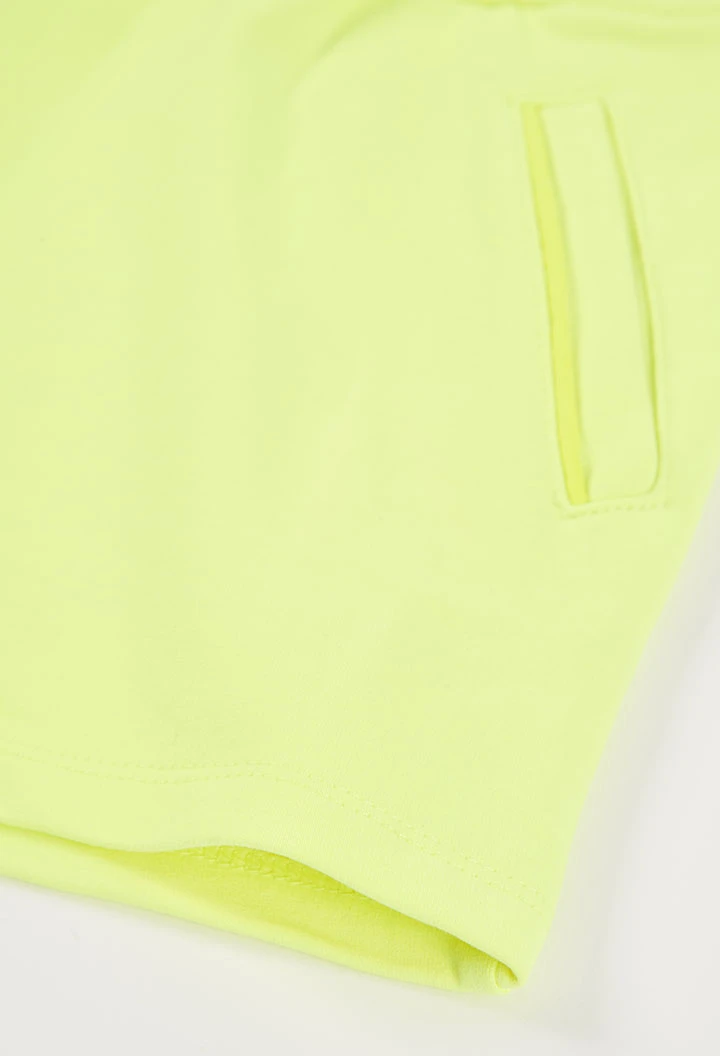 Short verde fluor