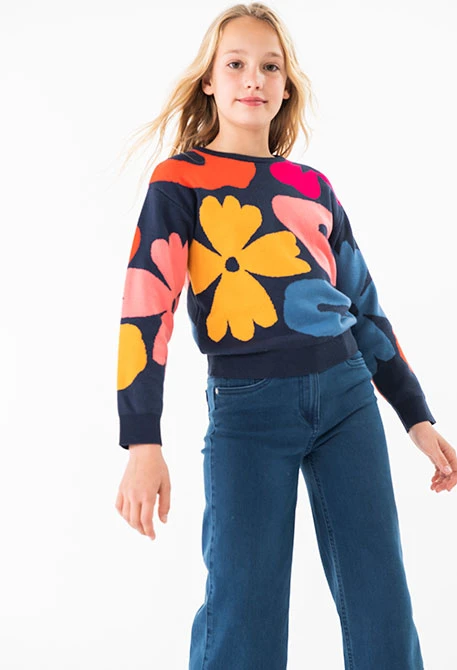 Knitted jumper for girls with floral print in navy blue