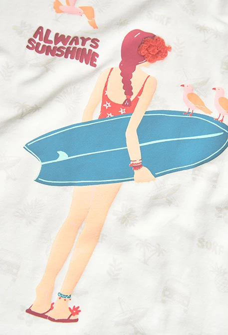 Camiseta de punto para niña en color blanca estampado surfista