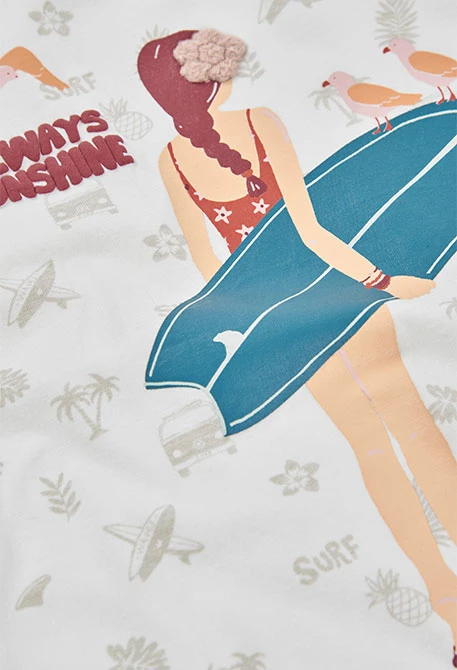 Camiseta de punto para niña en color blanca estampado surfista