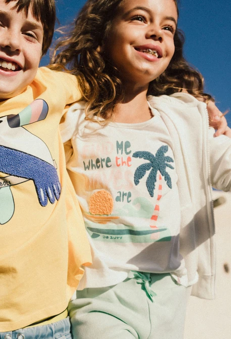 Camiseta de tirantes de punto para niña en blanco