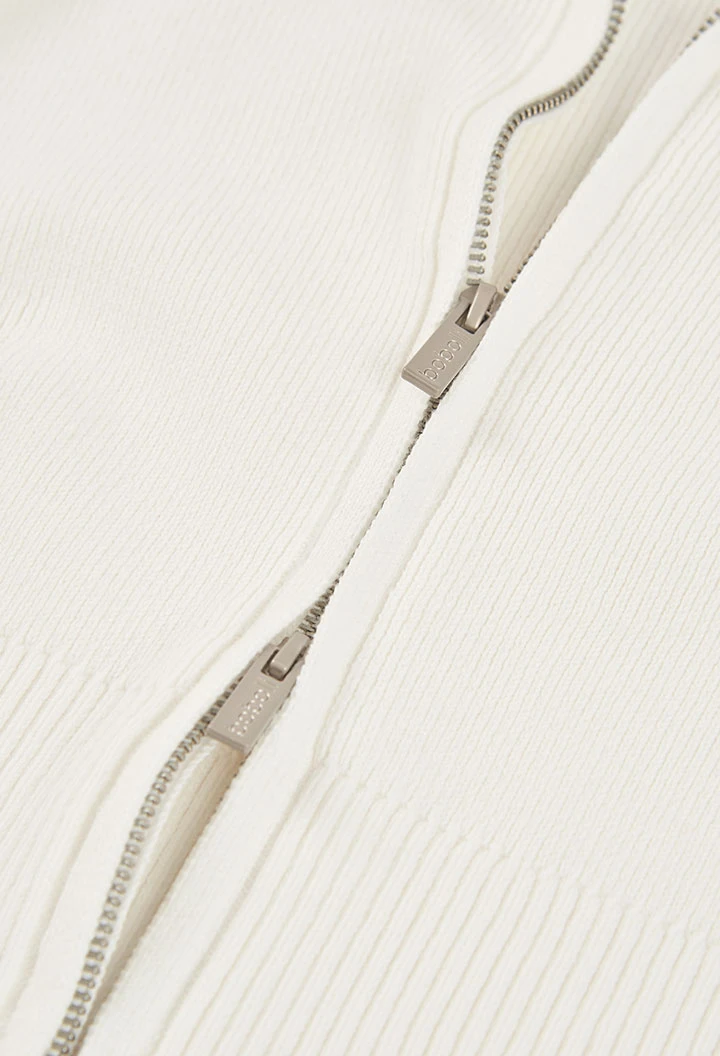 Veste fille en tricot blanc