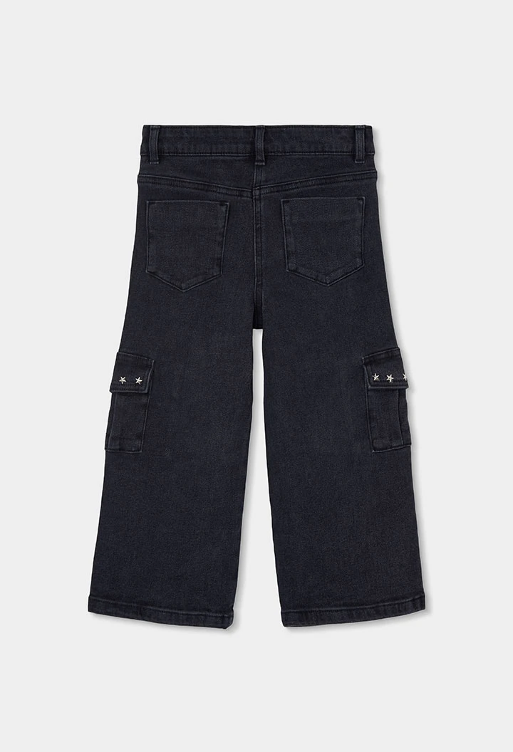 Pantalón denim cargo niña negro con estrellas