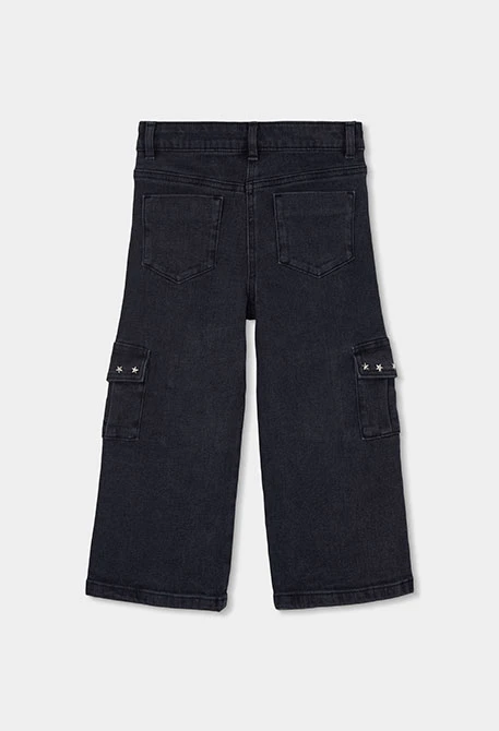 Pantalón denim cargo niña negro con estrellas