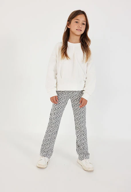 Sudadera felpa niña blanca con pliegues