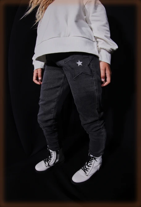 Pantalone denim bambina nero con stelle