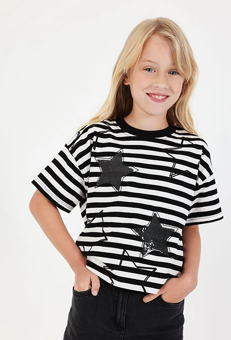 Camiseta punto niña listada negra con estrellas