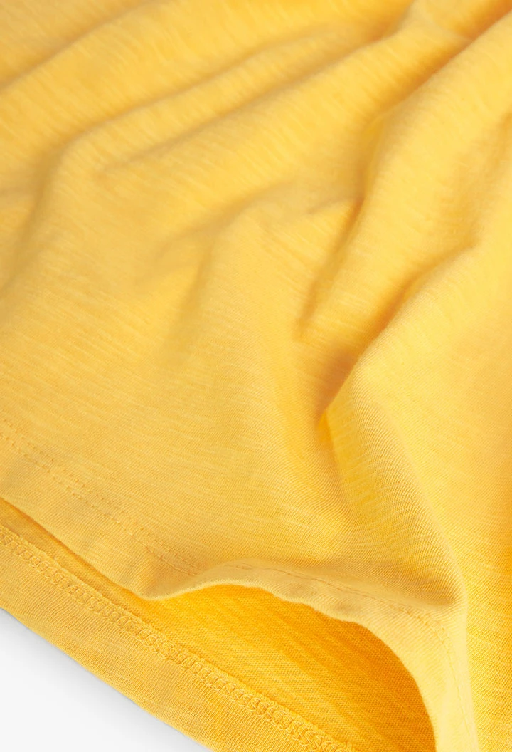 Camisola de malha combinada de menina de cor amarela
