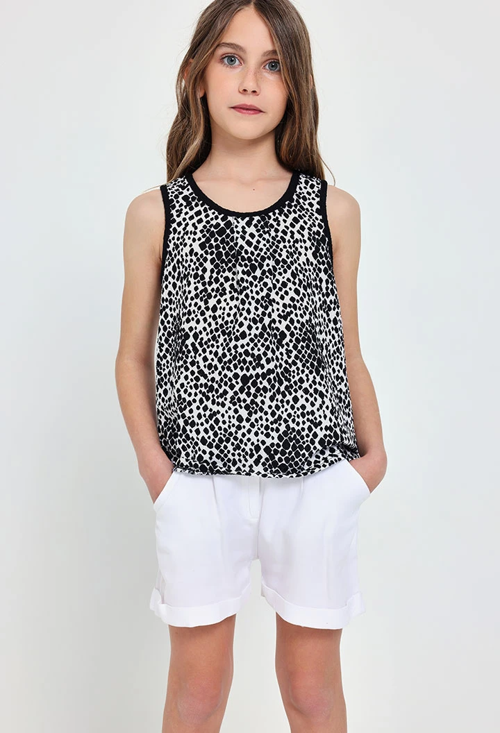 Girl\'s viscose shorts in white colour