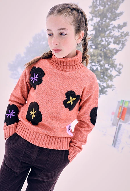 Brown girl´s jumper