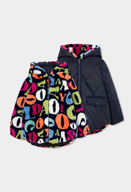 Wendbare Mädchen-Parka aus bedrucktem Plüsch mit mehrfarbigen Buchstaben