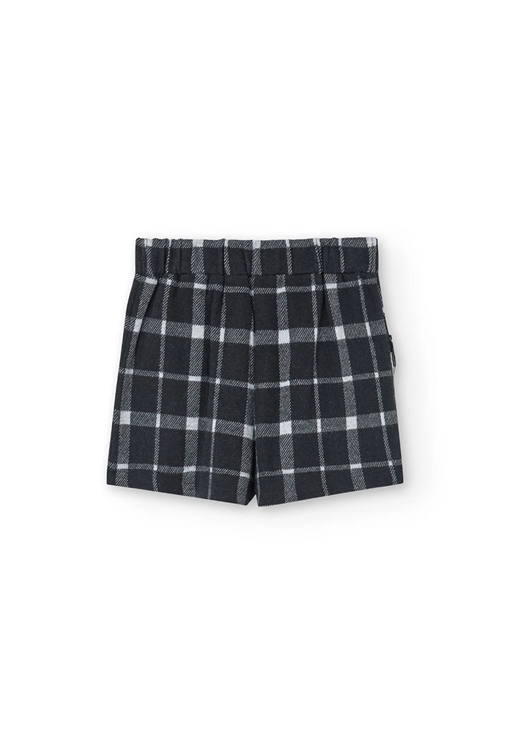 Skirt for girl with black and white check pattern