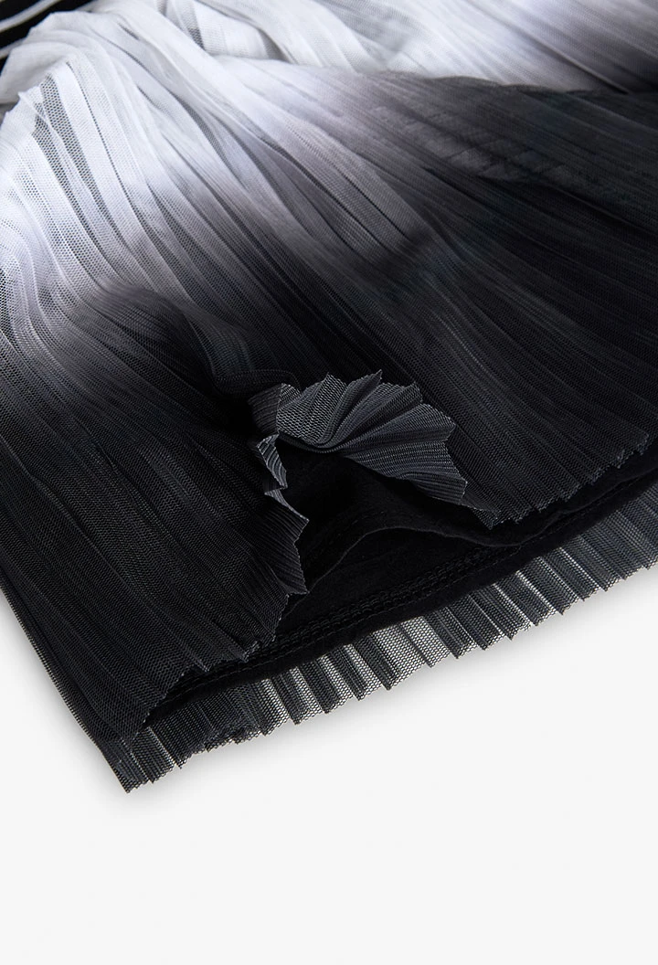 Black tulle skirt for girl