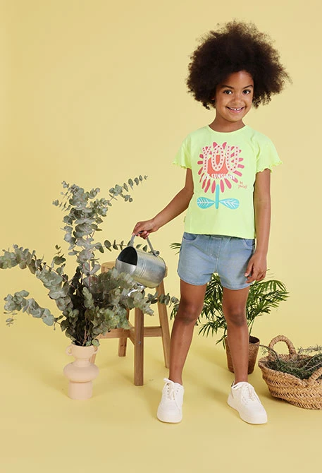 Short denim color bleach