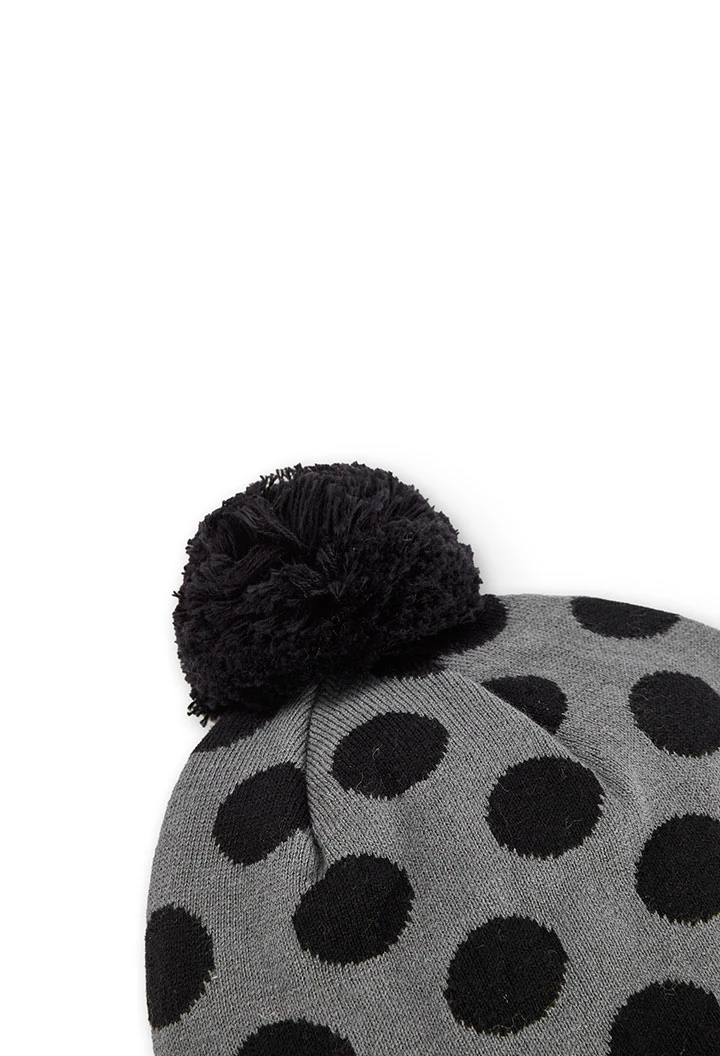 Bonnet tricoté a pois pour fille