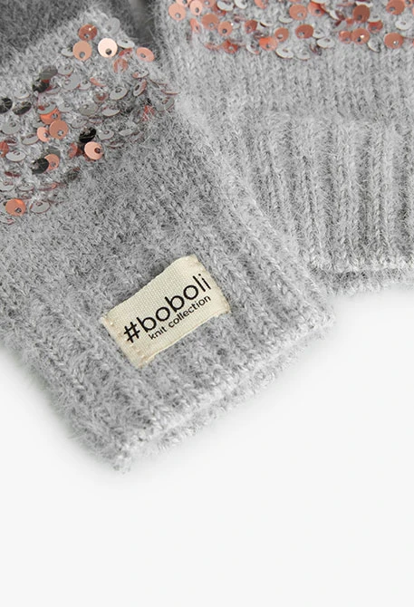Gloves in grey
