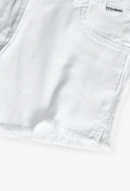 Short de sarga elástica para niña en color blanco