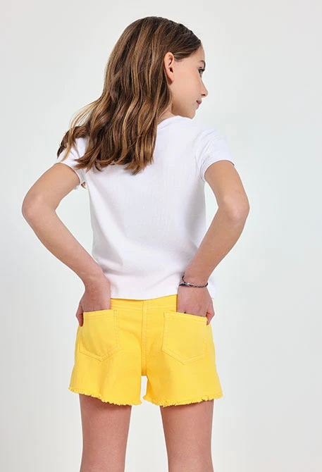 Shorts en sergé extensible pour fille de couleur jaune