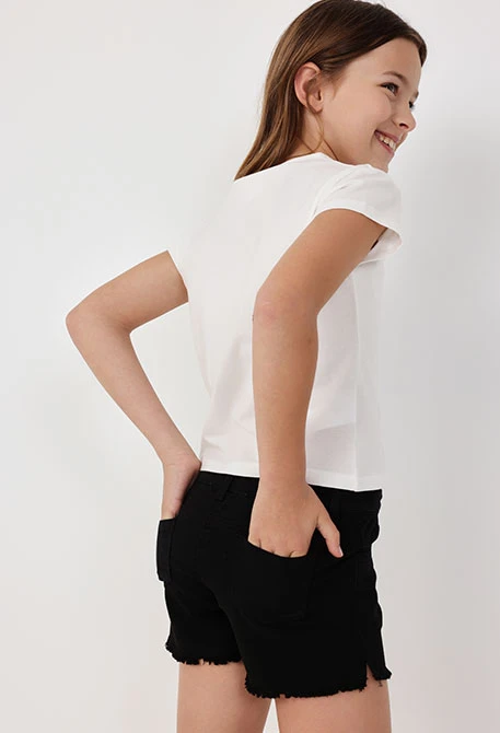 Short de sarga elástica para niña en color negro