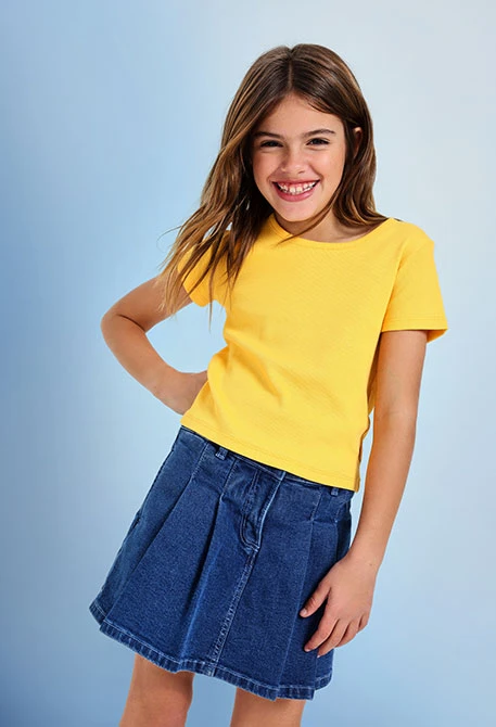 T-shirt basique en maille pour fille de couleur jaune