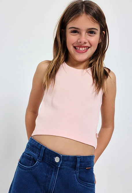 Top básico de punto para niña en color rosa