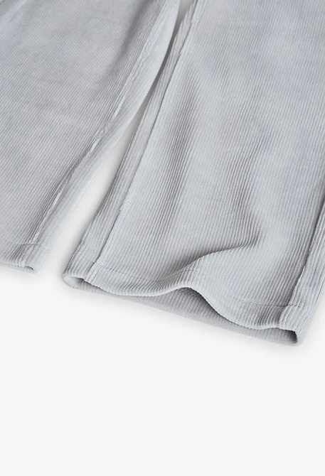 Mädchenhose aus grauem Cordstoff