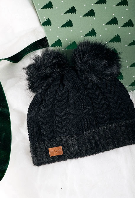 Black hat with bobble