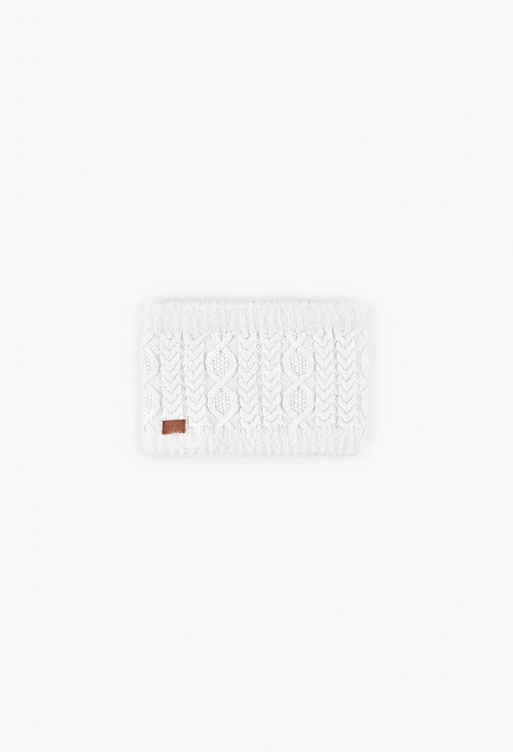 Écharpe en maille blanche