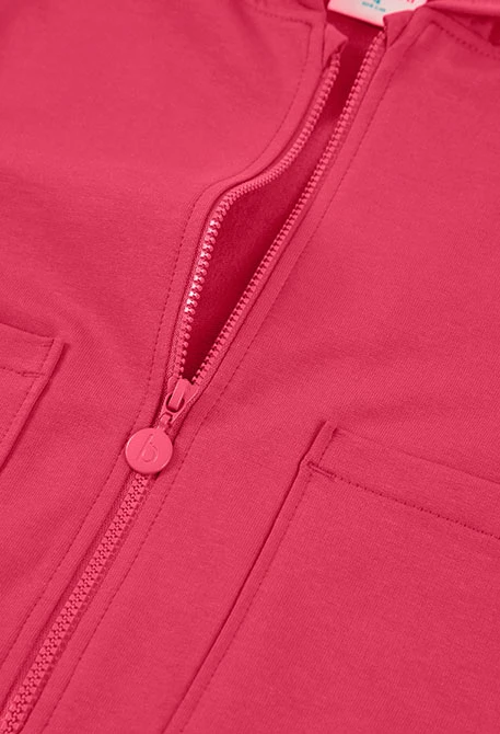 Casaco de menina com capuz em vermelho