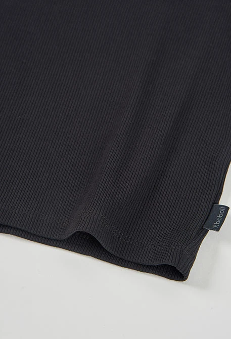 Mädchen T-Shirt aus schwarzer Baumwolle