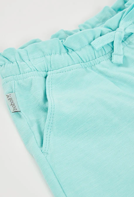 Hellblaue Baumwollshorts