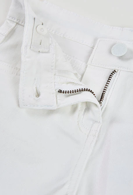 Short algodón blanco