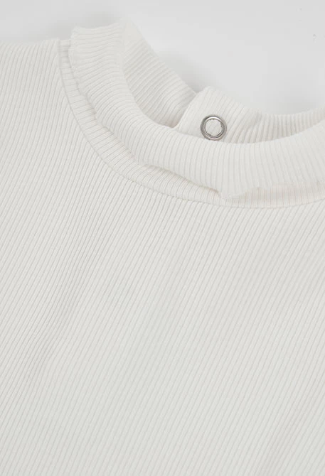 T-shirt fille en maille côtelée blanc col roulé