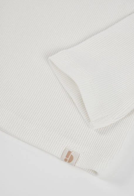 T-shirt fille en maille côtelée blanc col roulé