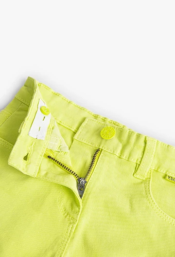 Pantaloncini in sarge elasticizzati basic da bambina verdi