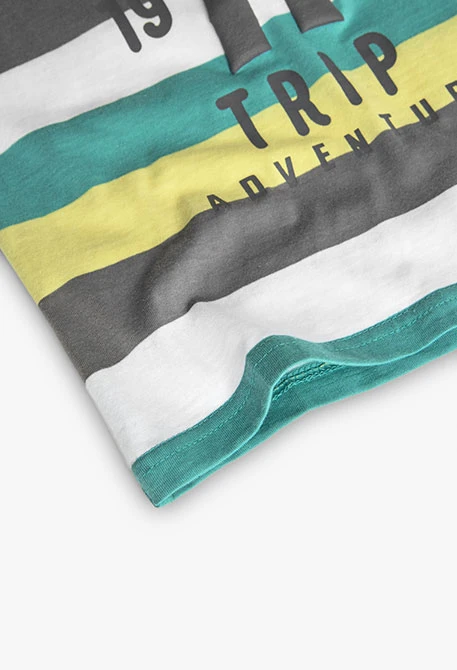 T-shirt en maille pour garçon rayée en vert, gris et jaune.