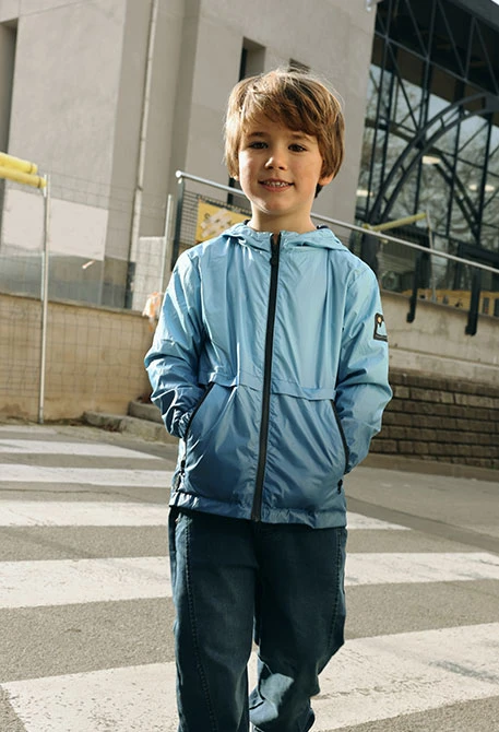 Jungenjeans in Blau Denim