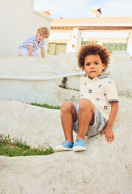 Kinder Poloshirt aus weißer Baumwolle