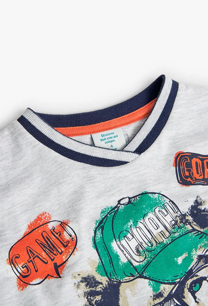 T-shirt tricoté pour garçons en gris vigoré