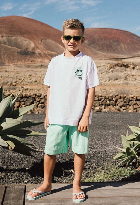 Bermudas de punto para niño en color verde