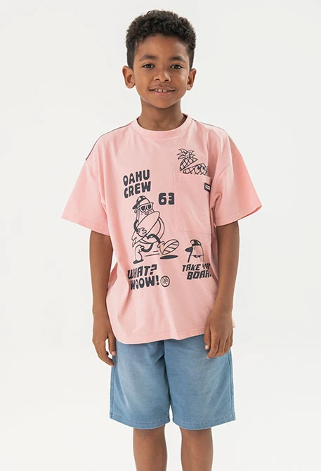 Maglietta a maglia per bambino in colore rosa.