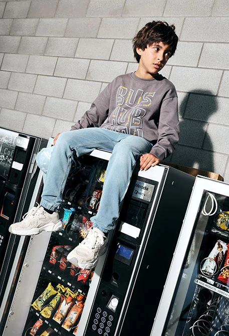 Grey fleece sweatshirt with letters for boy