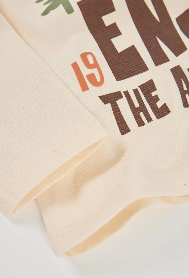 Camiseta punto niño crudo estampado aventura