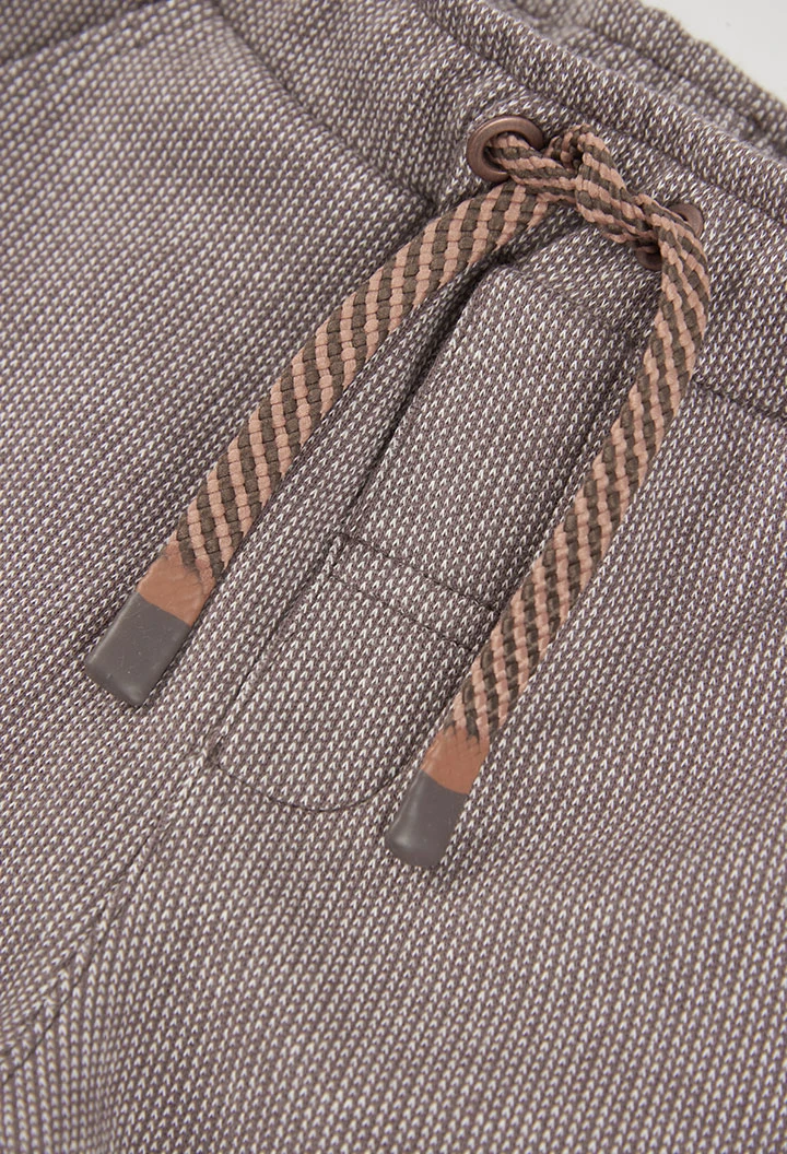 Pantalón marrón niño con bolsillos cargo
